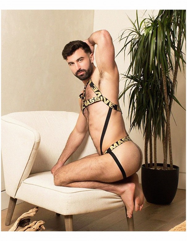 MASSIVE Stud Jock
